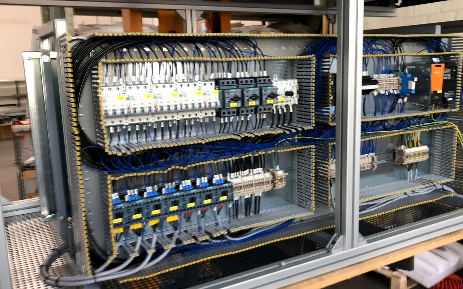 Alimentatori Elettronici per Sistemi UV - dettaglio tecnico